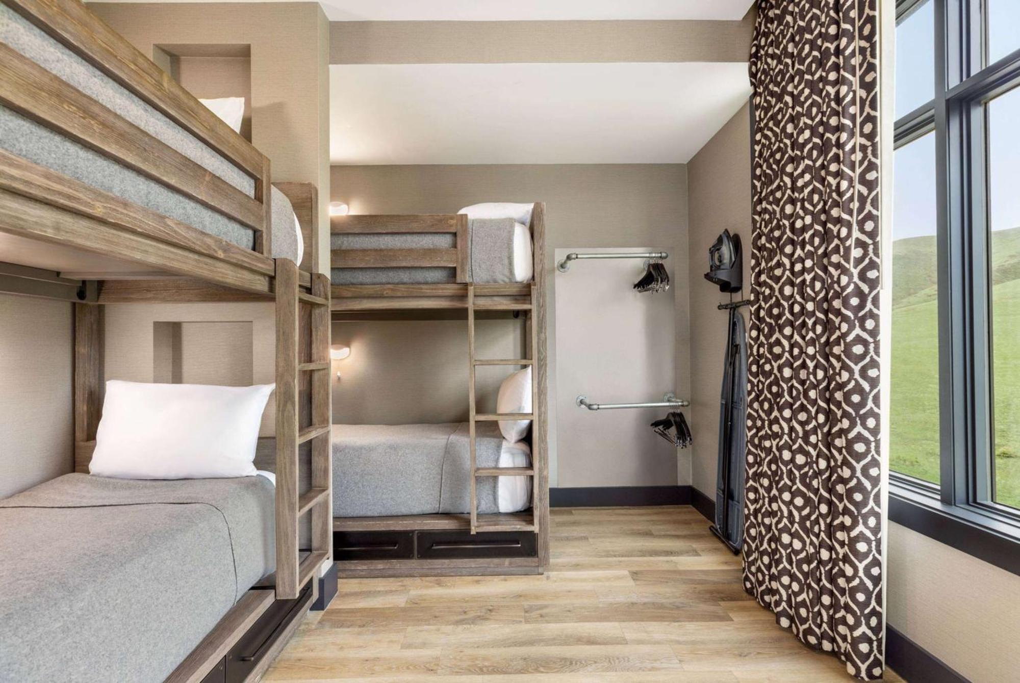 Origin Red Rocks, A Wyndham Hotel Голден Экстерьер фото